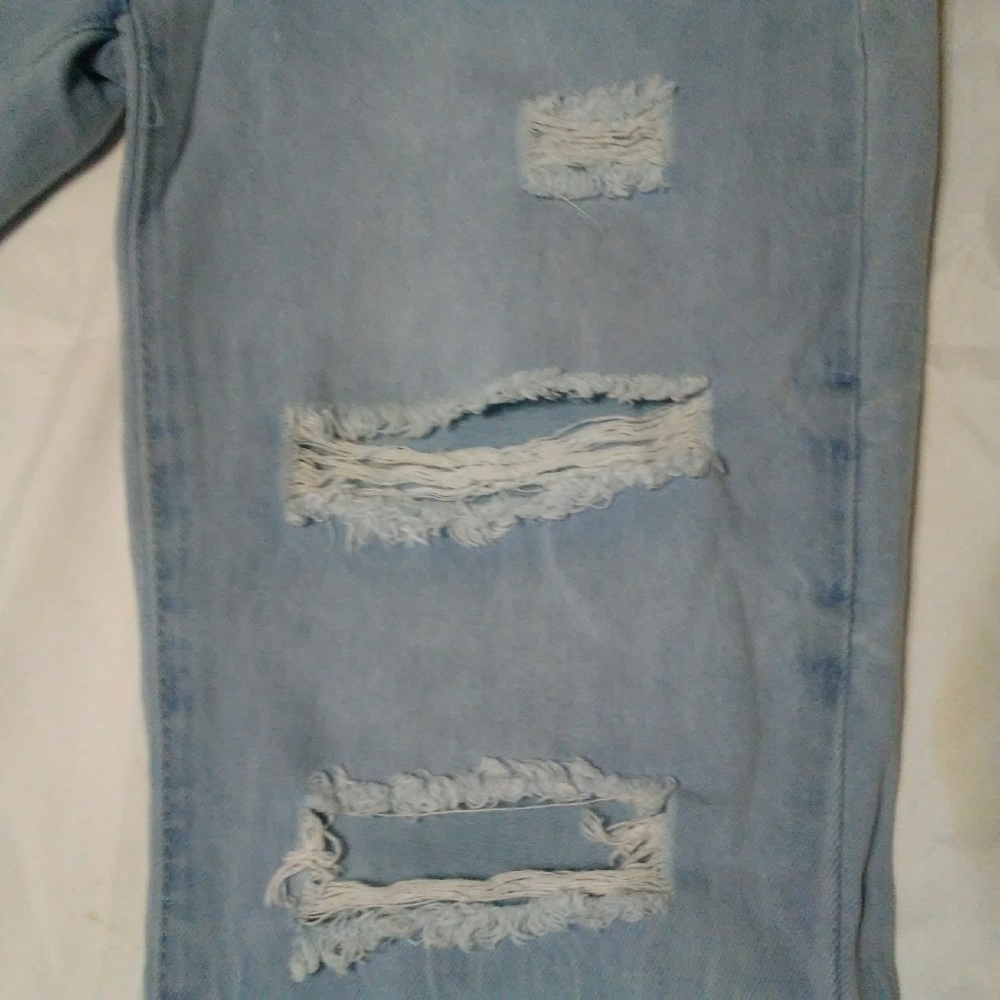 YMI Distressed Raw Hem High Rise Dream Fit Ankle - Picture 9 of 13